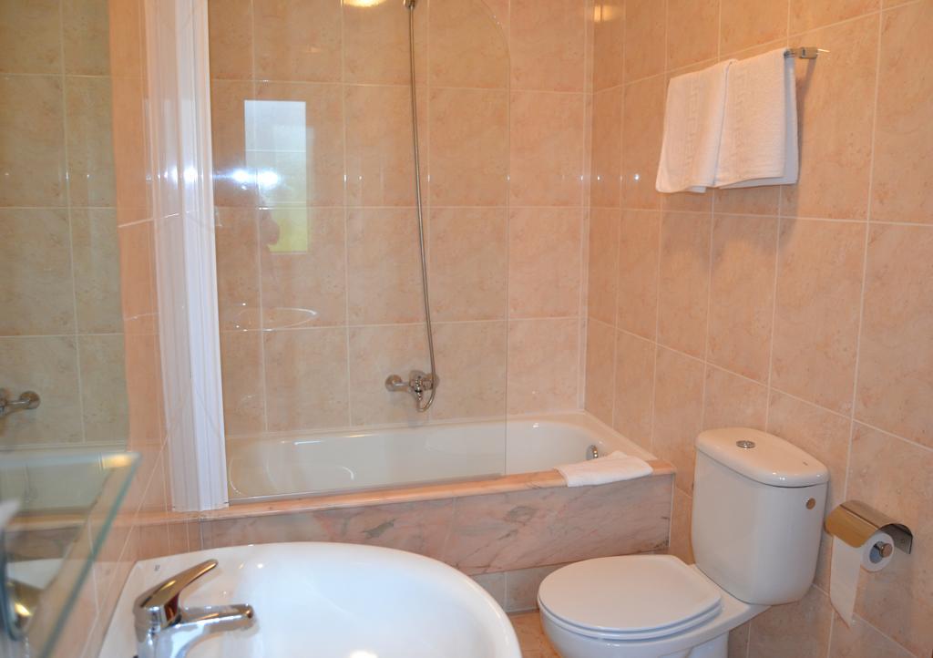 Hostal Pereirina Сее Екстериор снимка
