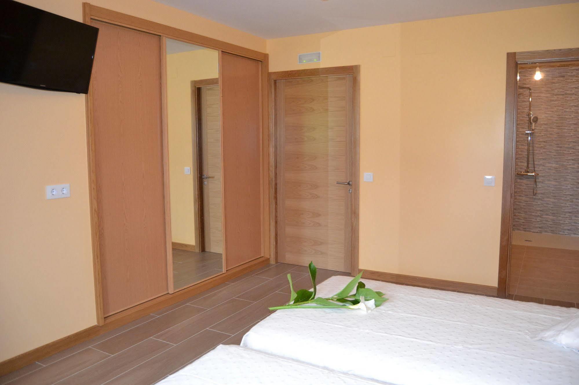 Hostal Pereirina Сее Екстериор снимка