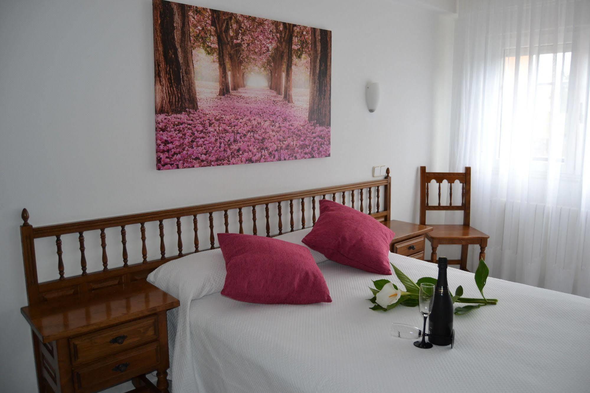 Hostal Pereirina Сее Екстериор снимка